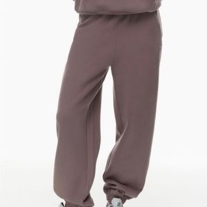 Aritzia TNA sweatpants